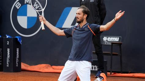 Medvedev makes his mark on clay by beating Rune for Italian Open title